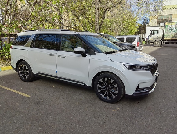 Купить ⁠⁠⁠⁠Kia Carnival Signature 2020 г. в Москве