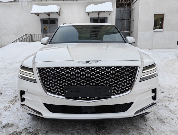 Купить ⁠Genesis GV-80 4wd в Москве