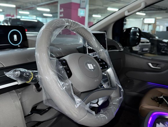 Купить ⁠⁠⁠⁠Hyundai Staria ⁠⁠2025 полный привод в Москве