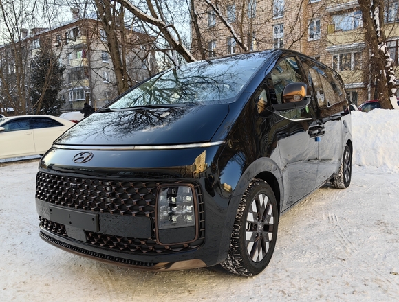 Купить ⁠⁠⁠⁠Hyundai Staria ⁠⁠Lounge Inspiration 2023 полный привод в Москве