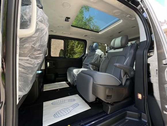 Купить ⁠⁠⁠⁠Hyundai Staria ⁠⁠Lounge Inspiration 2023 полный привод в Москве