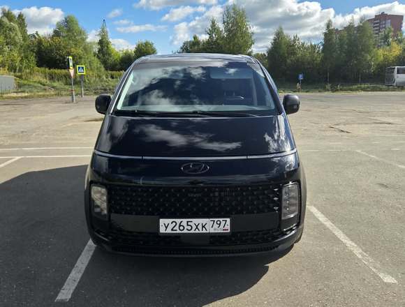 Купить ⁠⁠⁠⁠Hyundai Staria ⁠⁠Lounge Inspiration 2023 полный привод в Москве