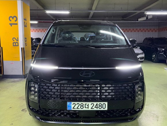 Купить ⁠⁠⁠⁠Hyundai Staria ⁠⁠2025 полный привод в Москве