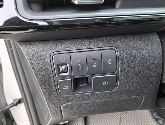 Купить ⁠⁠⁠⁠Hyundai Staria ⁠⁠Lounge Inspiration 2021 полный привод в Москве