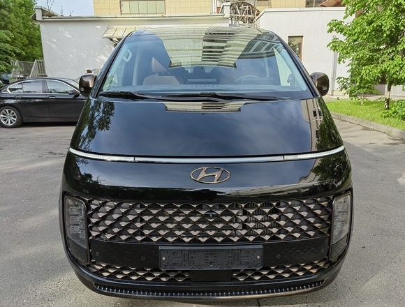 Купить ⁠⁠⁠⁠Hyundai Staria ⁠⁠Lounge Inspiration 2021 полный привод в Москве