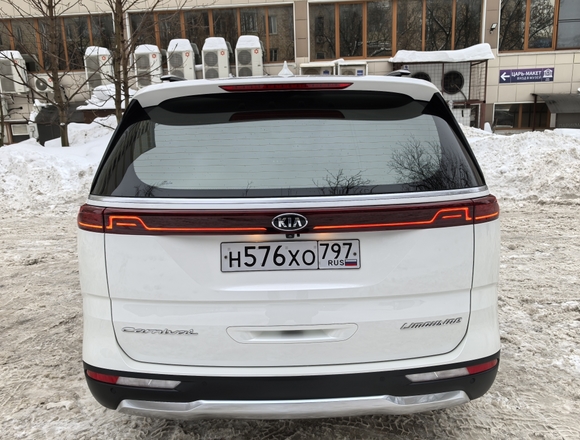 Купить ⁠⁠⁠⁠Kia Carnival Signature 2020 г. в Москве