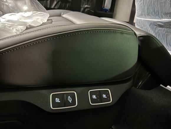 Купить ⁠⁠⁠⁠Hyundai Staria ⁠⁠2025 передний привод в Москве