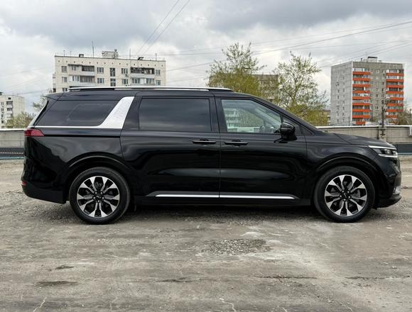 Купить ⁠⁠⁠⁠Kia Carnival Signature 2021 г. полный привод в Москве