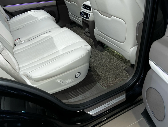 Заказать ⁠Genesis GV-80 4wd в Москве под ключ