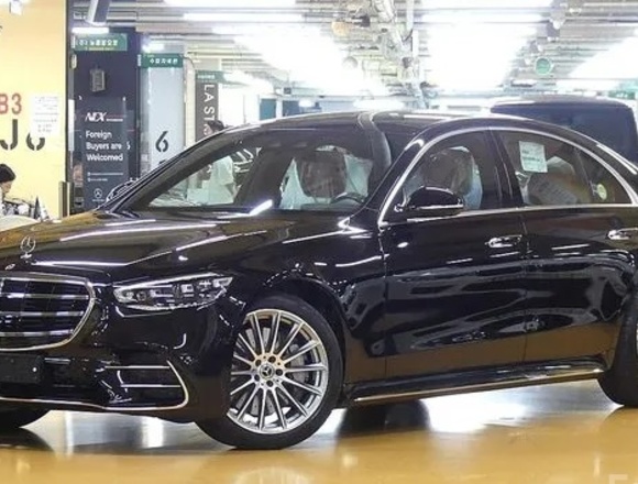 Заказать ⁠⁠⁠⁠⁠⁠⁠⁠⁠Mercedes-Benz S-Класс 4MATIC в Москве