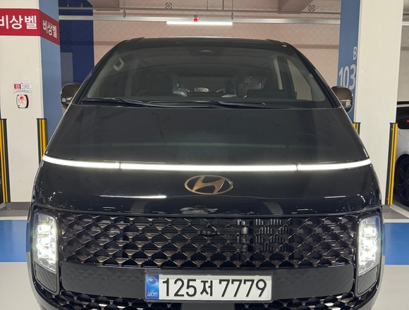 Купить ⁠⁠⁠⁠Hyundai Staria ⁠⁠2025 полный привод в Москве
