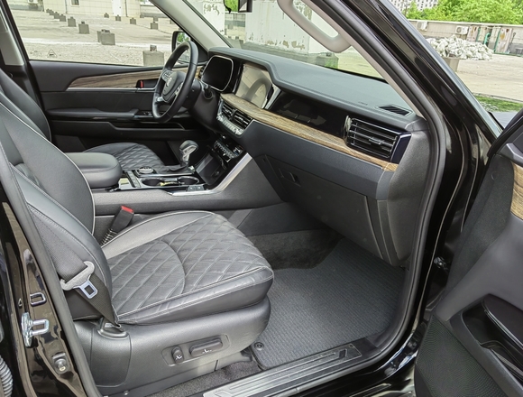 Купить ⁠⁠⁠⁠Kia Mohave 2020 г. в Москве