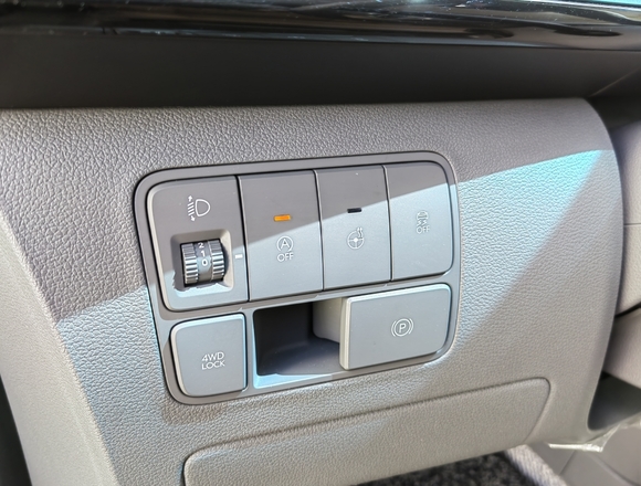 Купить ⁠⁠⁠⁠Hyundai Staria ⁠⁠Lounge Inspiration 2021 полный привод в Москве