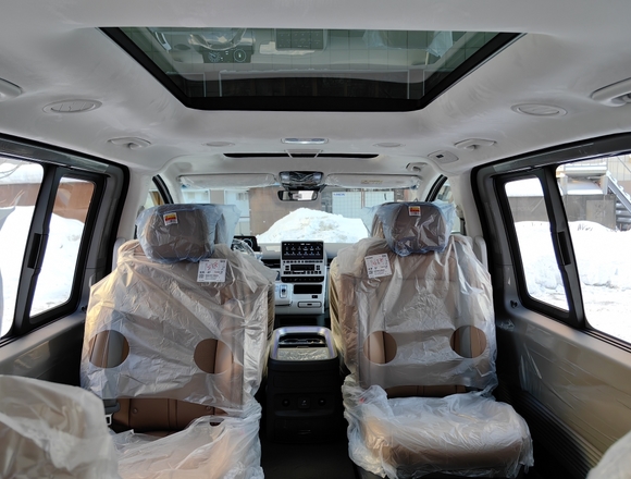 Купить ⁠⁠⁠⁠Hyundai Staria ⁠⁠Lounge Inspiration 2023 полный привод в Москве