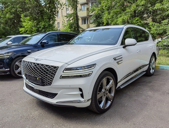 Купить ⁠Genesis GV-80 4wd в Москве