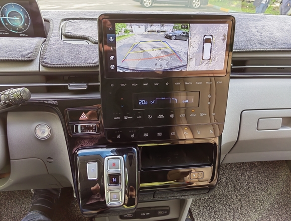 Купить ⁠⁠⁠⁠Hyundai Staria ⁠⁠Lounge Inspiration 2021 полный привод в Москве