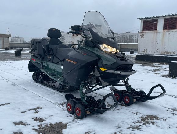 Снегоход ⁠⁠⁠BRP SKI-DOO EXPEDITION SE 900 ACE TURBO R 2024 г. в Москве на Алексеевской