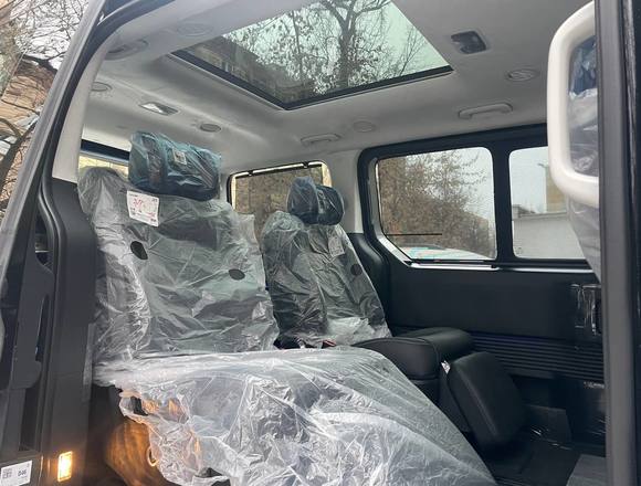 Купить ⁠⁠⁠⁠Hyundai Staria ⁠⁠2025 полный привод в Москве