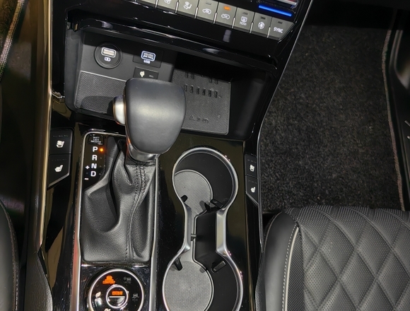 Купить ⁠⁠⁠⁠Kia Mohave 2021 г. в Москве