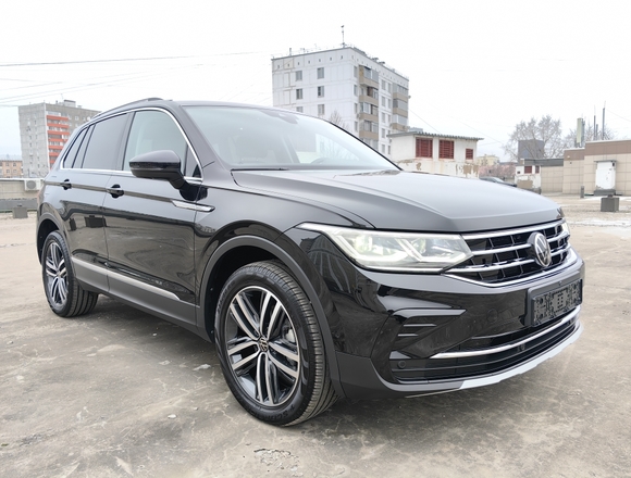 Купить ⁠Volkswagen Tiguan 2022 г. в Москве