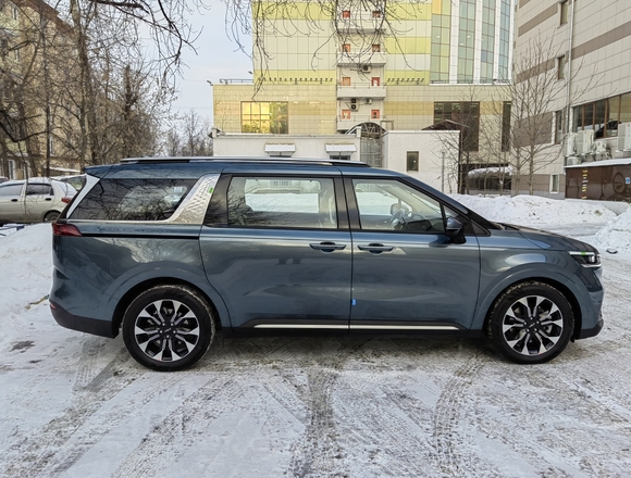 Купить ⁠⁠⁠⁠Kia Carnival Nobless 2022 г. в Москве