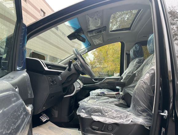 Купить ⁠⁠⁠⁠Hyundai Staria ⁠⁠2025 полный привод в Москве