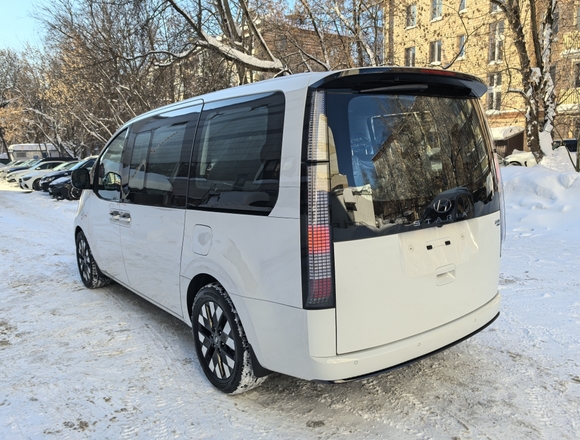 Купить ⁠⁠⁠⁠Hyundai Staria ⁠⁠Lounge Inspiration 2023 полный привод в Москве