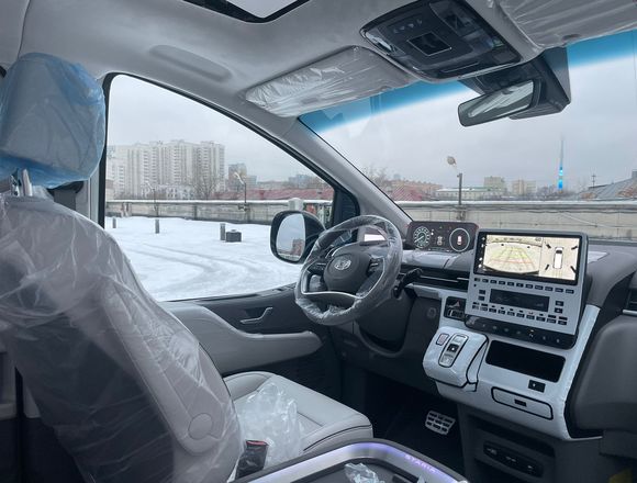 Купить ⁠⁠⁠⁠Hyundai Staria ⁠⁠2024 полный привод в Москве
