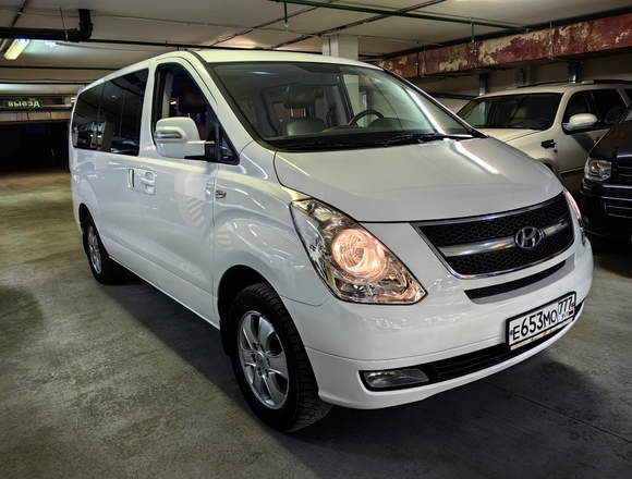 Купить ⁠⁠⁠⁠⁠⁠⁠Hyundai Grand Starex 2014 полный привод в Москве