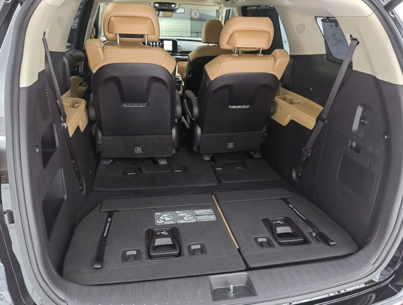 Купить ⁠⁠⁠⁠Kia Carnival Signature 2020 г. в Москве