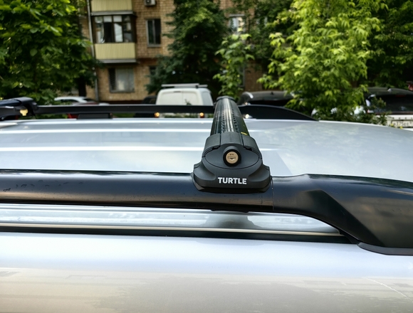 Купить ⁠⁠⁠⁠⁠⁠⁠⁠⁠Toyota Land Cruiser Prado в Москве