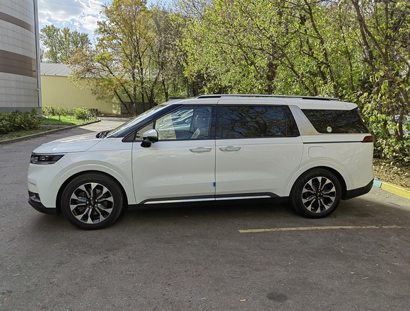 Купить ⁠⁠⁠⁠Kia Carnival Signature 2020 г. в Москве