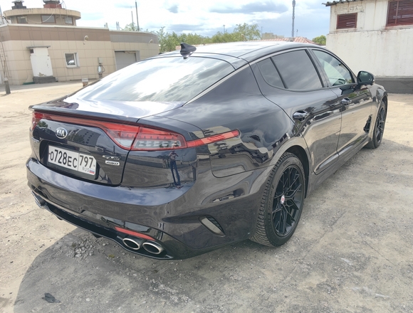 Купить⁠⁠⁠ Kia Stinger 2021 г. полный привод в Москве