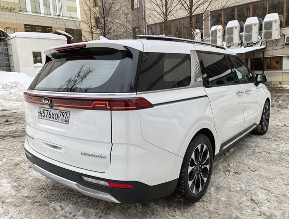 Купить ⁠⁠⁠⁠Kia Carnival Signature 2020 г. в Москве
