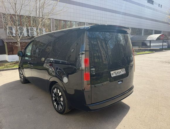 Купить ⁠⁠⁠⁠Hyundai Staria ⁠⁠2025 полный привод в Москве