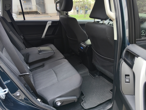Купить ⁠Toyota Land Cruiser Prado в Москве