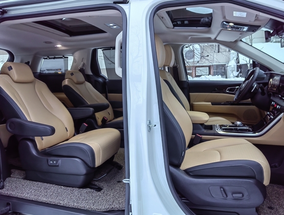 Купить ⁠⁠⁠⁠Kia Carnival Signature 2021 г. в Москве
