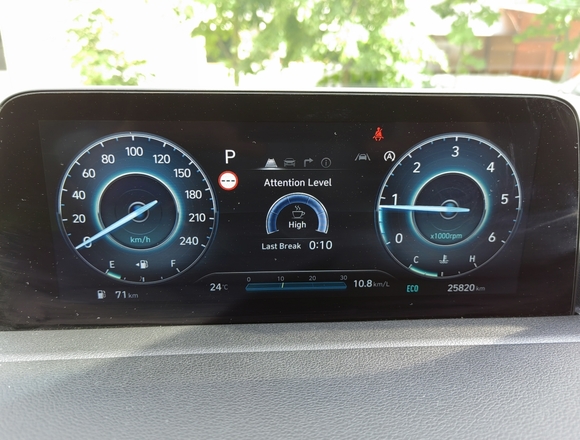 Купить ⁠⁠⁠⁠Hyundai Staria ⁠⁠Lounge Inspiration 2021 полный привод в Москве