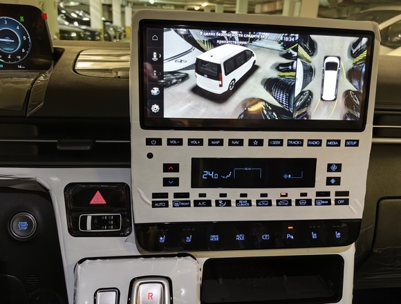 Купить ⁠⁠⁠⁠Hyundai Staria ⁠⁠Lounge Inspiration 2023 полный привод в Москве на Алексеевской