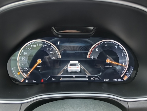 Купить ⁠Genesis GV-80 4wd в Москве