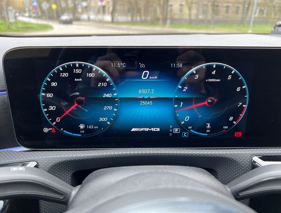 ⁠⁠⁠Купить Mercedes-Benz AMG A45 4MATIC 2021 года в Москве