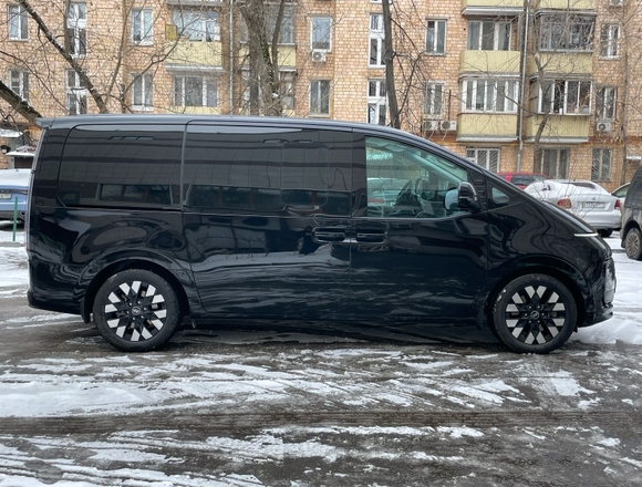Купить ⁠⁠⁠⁠Hyundai Staria ⁠⁠2024 полный привод в Москве