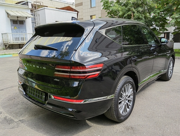 Купить ⁠Genesis GV-80 4wd в Москве