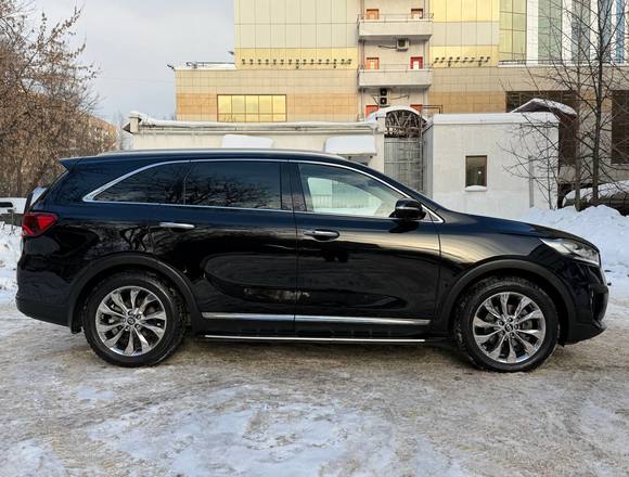 Купить ⁠⁠Kia Sorento 2018 года в Москве