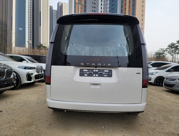 Купить ⁠⁠⁠⁠Hyundai Staria ⁠⁠2025 полный привод в Москве
