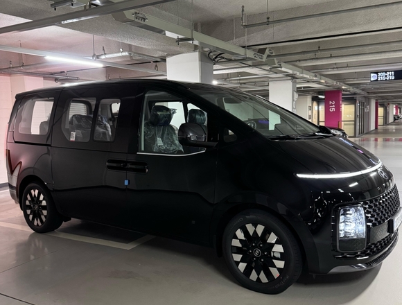 Купить ⁠⁠⁠⁠Hyundai Staria ⁠⁠2025 полный привод в Москве
