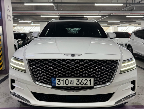 Купить ⁠Genesis GV-80 4wd в Москве