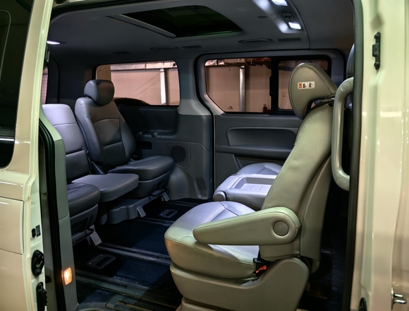 Купить ⁠⁠⁠⁠⁠⁠⁠Hyundai Grand Starex 2014 полный привод в Москве
