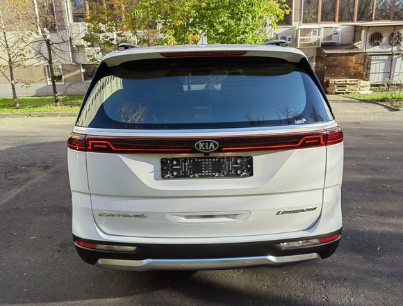 Купить ⁠⁠⁠⁠Kia Carnival Signature 2021 г. полный привод в Москве