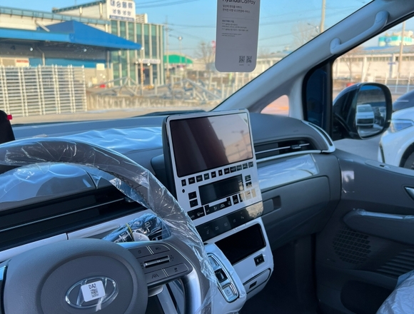 Купить ⁠⁠⁠⁠Hyundai Staria ⁠⁠Lounge Inspiration 2023 полный привод в Москве